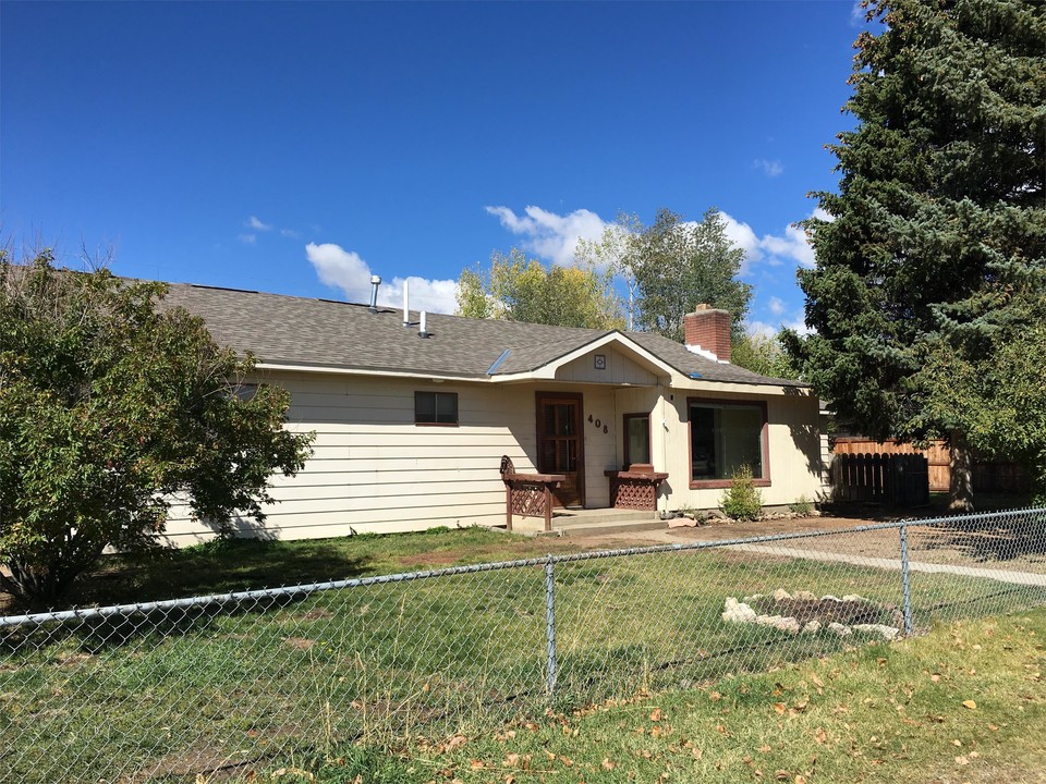 408 N Tyler Ave in Pinedale, WY - Building Photo