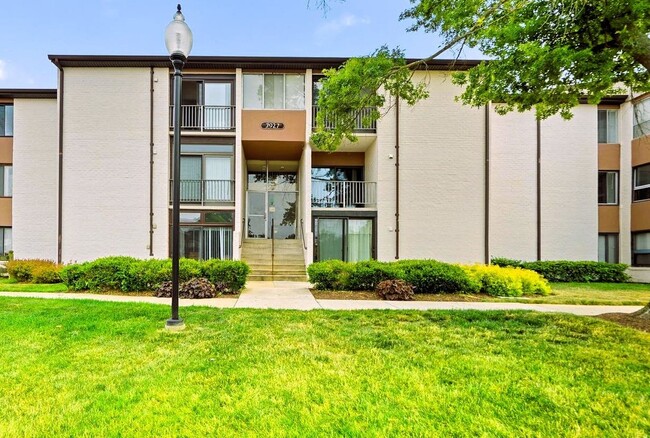 property at 7927 Mandan Rd