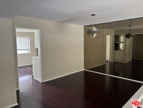 4541 Alla Rd in Marina Del Rey, CA - Foto de edificio - Building Photo