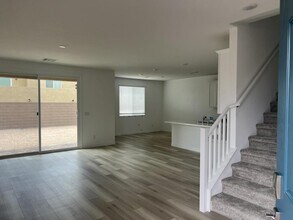 2825 Overlook Brk St in Las Vegas, NV - Building Photo - Building Photo