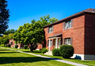 Sheridan Apartments in Schenectady, NY - Foto de edificio - Building Photo