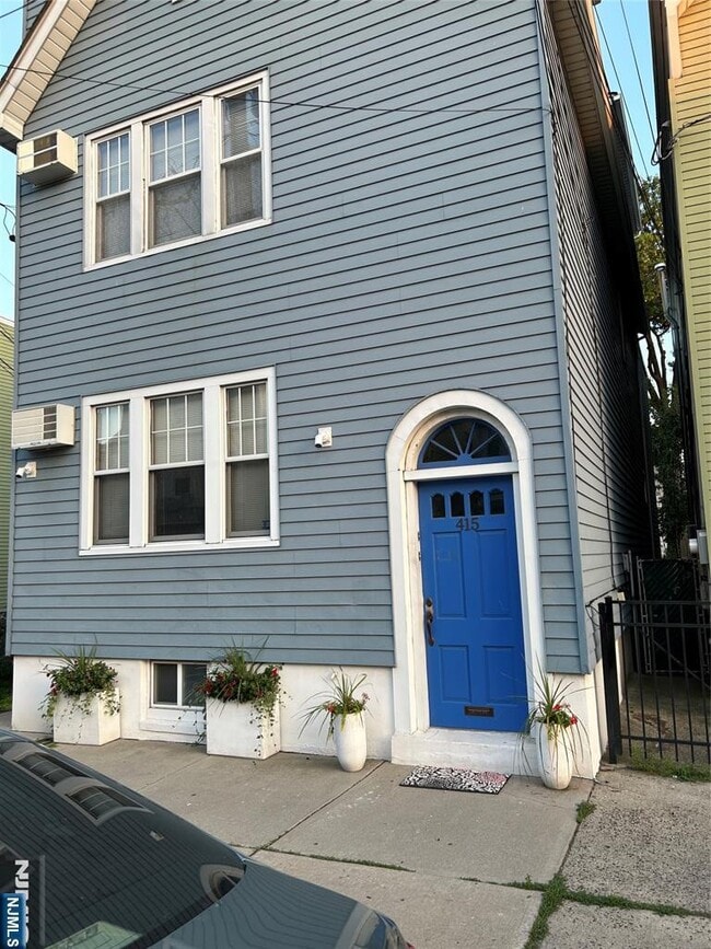 property at 415-417-417 Hamilton St