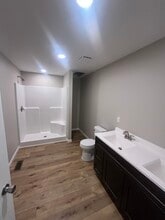 15 Hillcrest Dr in Bruceton, TN - Building Photo - Building Photo