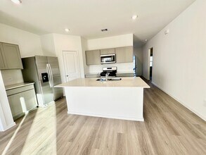 27736 Woodglen Mews Wy in Magnolia, TX - Building Photo - Building Photo