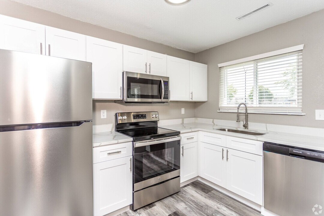 LUX OFF ARCHER Photo