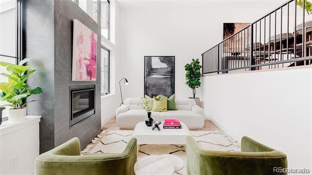 property at 838 Ash St.