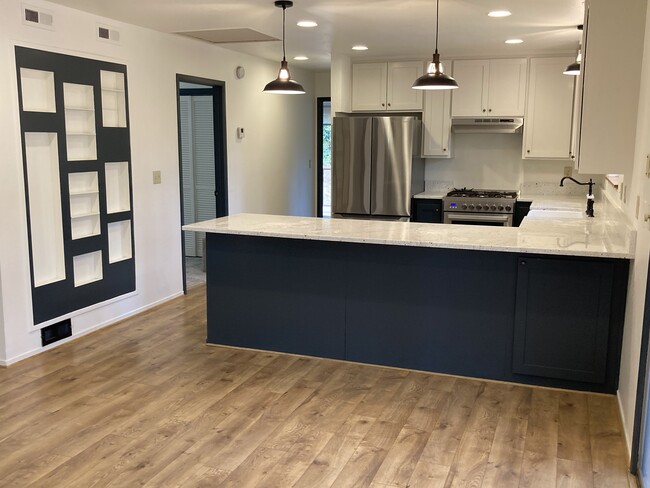 11625 Forest View Dr in Nevada City, CA - Building Photo - Building Photo