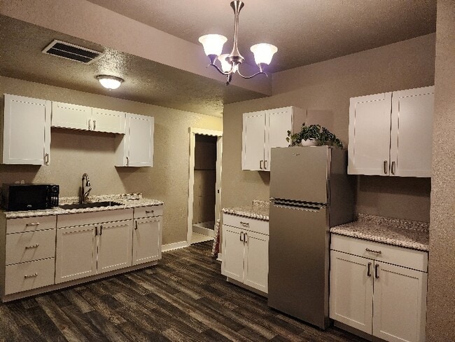 property at 1619 W Providence Ave