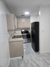 5120 NE 18th Ave in Fort Lauderdale, FL - Building Photo - Building Photo