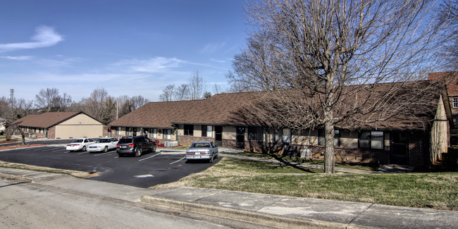 Laurelwood in Morristown, TN - Building Photo - Building Photo