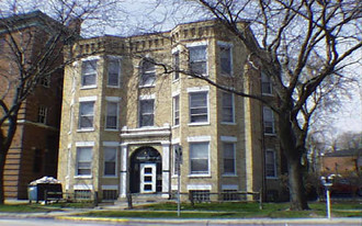 212 N County St Apartments