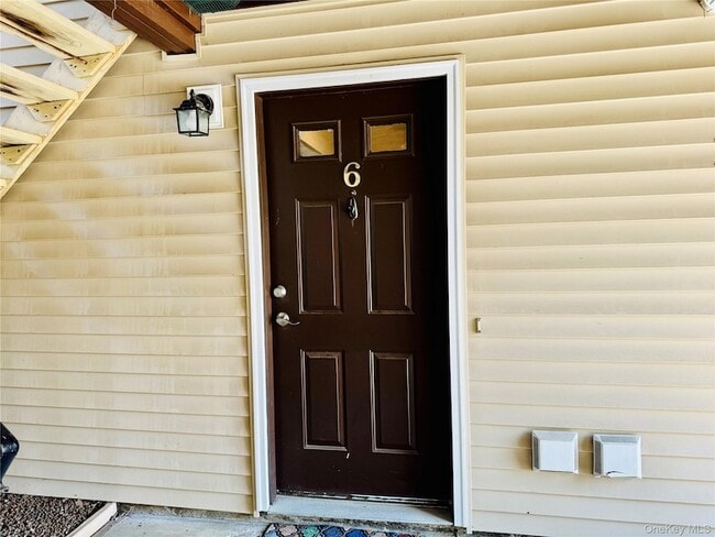 100 Hillside Dr, Unit D6 in Scotchtown, NY - Building Photo - Building Photo