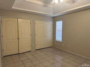 7 Fort Brown Ave in Edinburg, TX - Building Photo - Building Photo