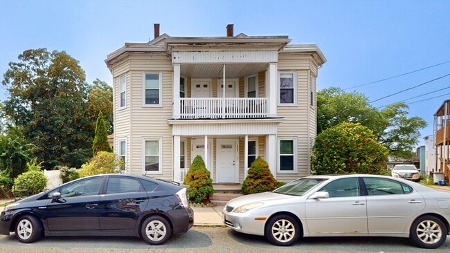 property at 119 Quincy St