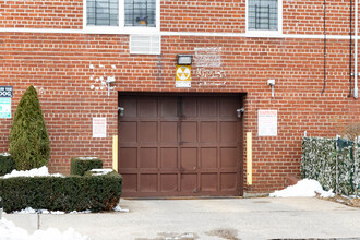 Chelsea Apartments in Brooklyn, NY - Foto de edificio - Building Photo