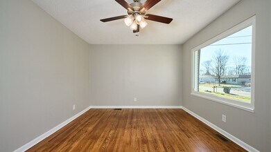204 Greer Dr in Springfield, TN - Building Photo - Building Photo