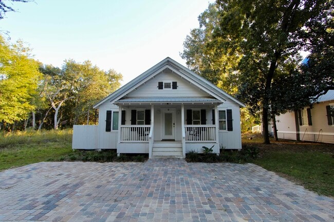 8 Sally Ln in Santa Rosa Beach, FL - Building Photo - Building Photo