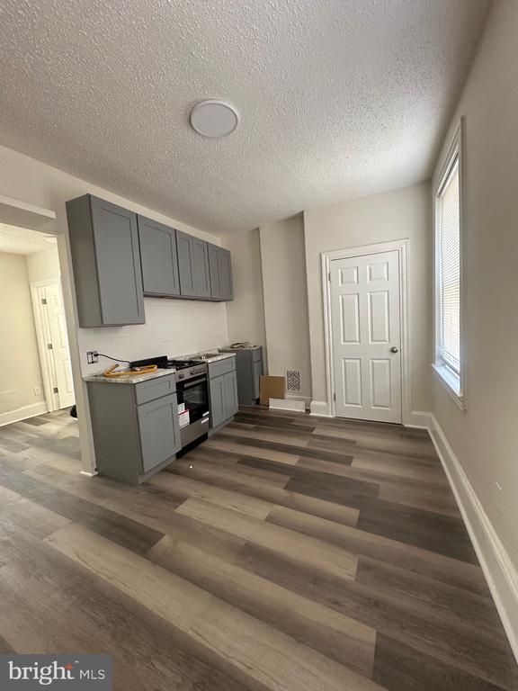 property at 1532 S 2nd St