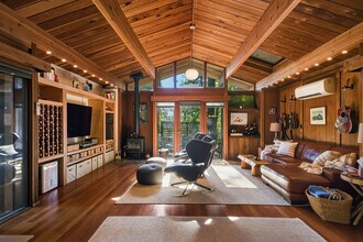 22000 Timber Cove Rd in Jenner, CA - Building Photo - Building Photo