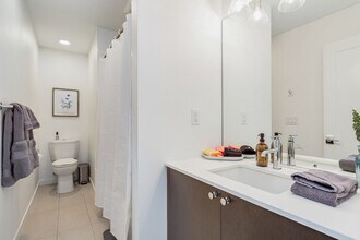 1112 13th Ave, Unit SI ID1035940P in Seattle, WA - Building Photo - Building Photo