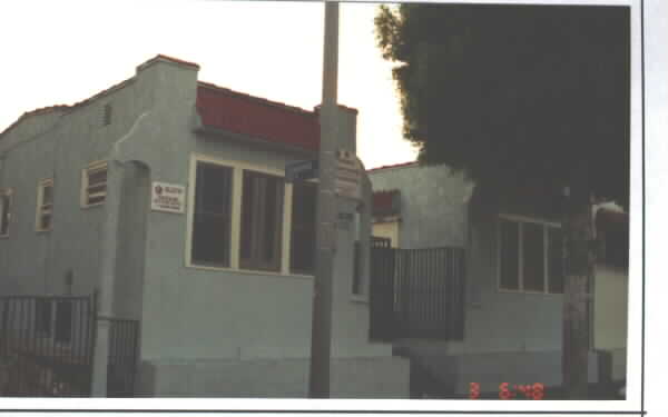 2829-2833 Brooklyn Ave in Los Angeles, CA - Building Photo