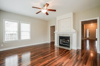 20 Tia Circle in Garner, NC - Foto de edificio - Building Photo