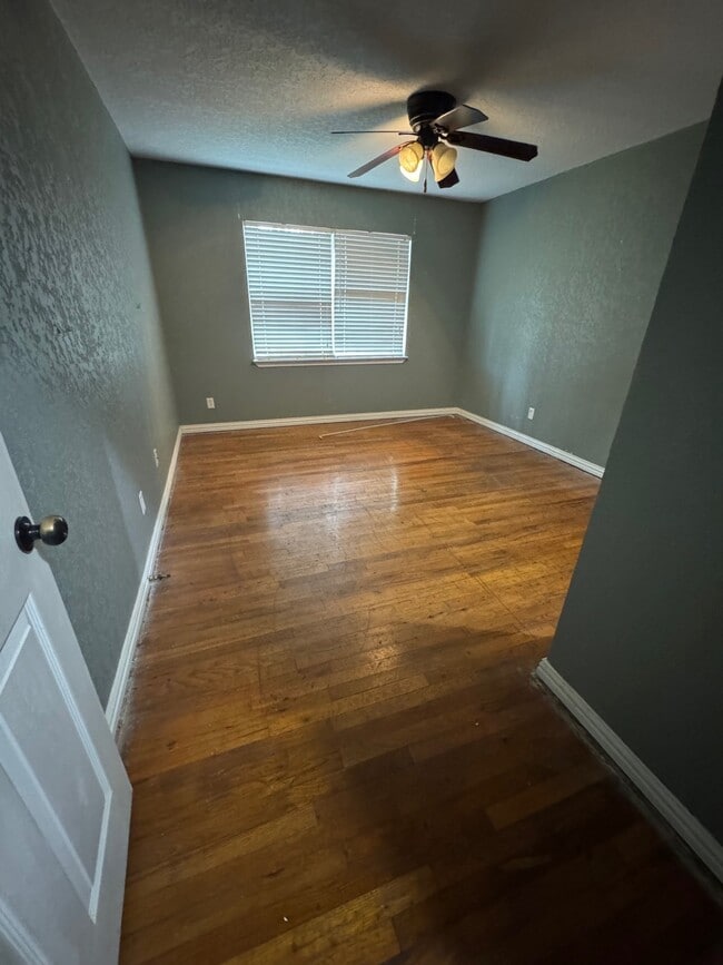 1713 Bingham Ave in Stephenville, TX - Building Photo - Building Photo