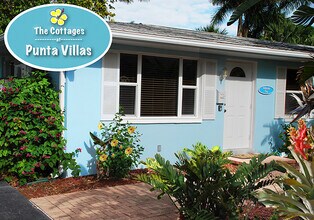The Cottages at Punta Villas in Punta Gorda, FL - Foto de edificio - Building Photo