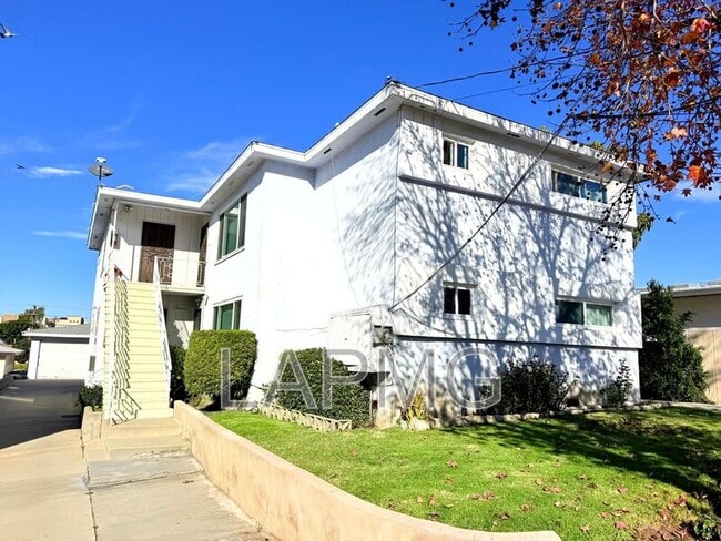property at 625 Aerick St