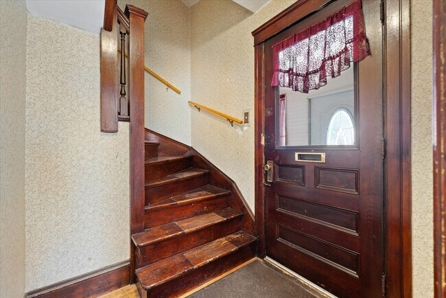 17 Fifth Ave in Worcester, MA - Foto de edificio - Building Photo