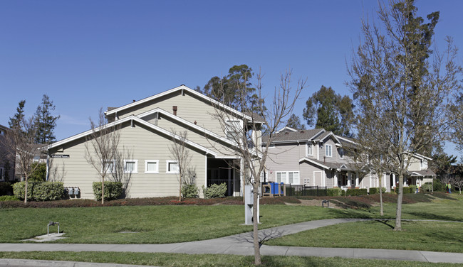 Wilford Lane Apartments in Cotati, CA - Building Photo - Building Photo