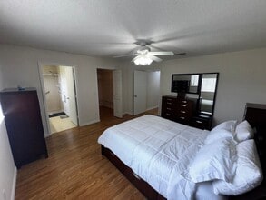 8561 SW 90th Street Rd in Ocala, FL - Building Photo - Building Photo