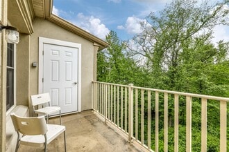 24 N De Baun Ave in Airmont, NY - Building Photo - Building Photo