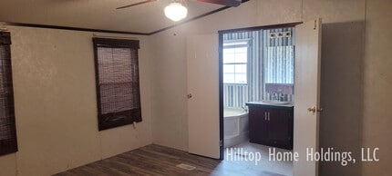 69 Hilltop Rd in Eldon, MO - Building Photo - Building Photo