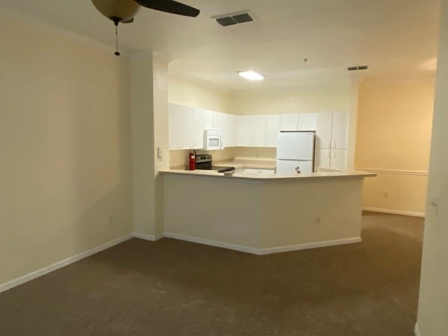 3561 Conroy Rd in Orlando, FL - Building Photo - Building Photo