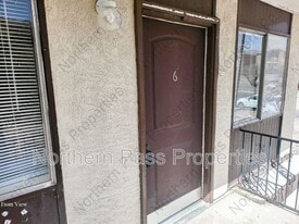 5209 Carousel Dr in El Paso, TX - Building Photo