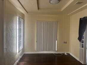 11029 Hesby St, Unit Hesby in Los Angeles, CA - Building Photo - Building Photo