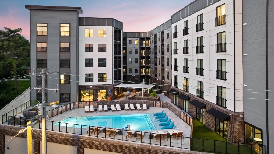 CODA Wedgewood Houston Luxury Apartments in Nashville, TN - Building Photo