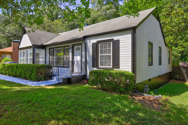 407 Terrace St in Griffin, GA - Foto de edificio - Building Photo