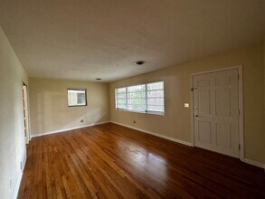 2214 Joyner Dr in Tallahassee, FL - Building Photo - Building Photo