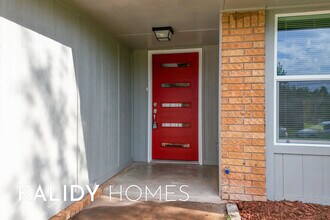 1319 W Gemini Rd in Edmond, OK - Building Photo - Building Photo