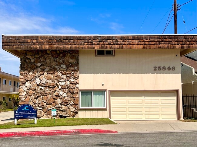 25846 Oak Street, Lomita