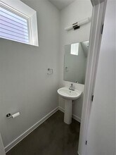 1277 Clifftop Ln in Dallas, TX - Building Photo - Building Photo