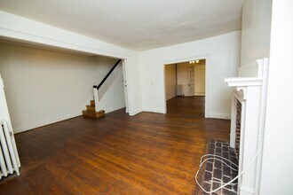 330 E University Pkwy in Baltimore, MD - Building Photo - Building Photo