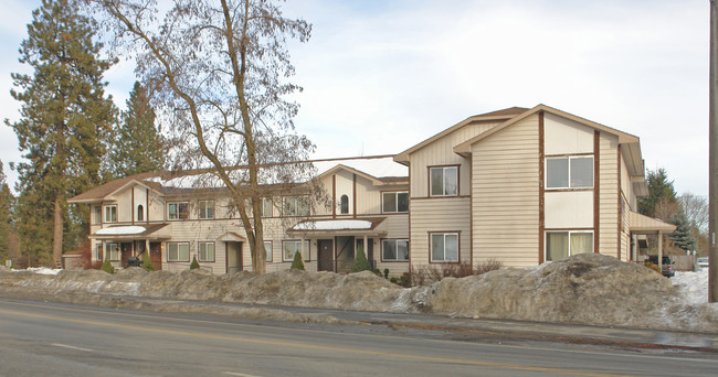 Lone Tree Apartments in Rathdrum, ID - Building Photo - Building Photo