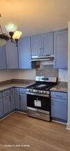 437 W 9th St, Unit #B in Pittsburg, CA - Building Photo - Building Photo