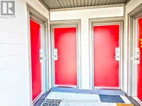 2635 William Jackson Dr in Pickering, ON - Building Photo - Building Photo