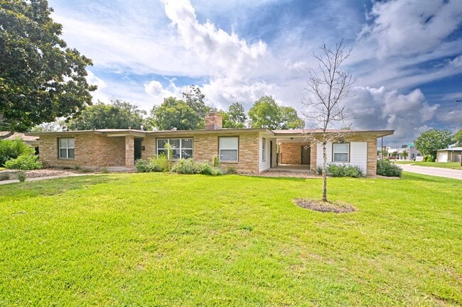 property at 671 W Merriweather St