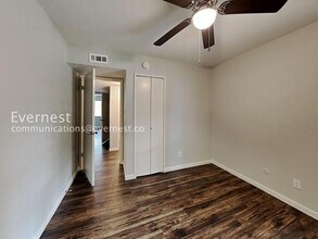 2117 Newbury Dr in Arlington, TX - Building Photo - Building Photo