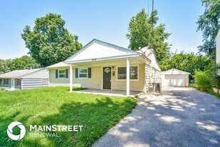 4809 Granada Dr in Louisville, KY - Building Photo
